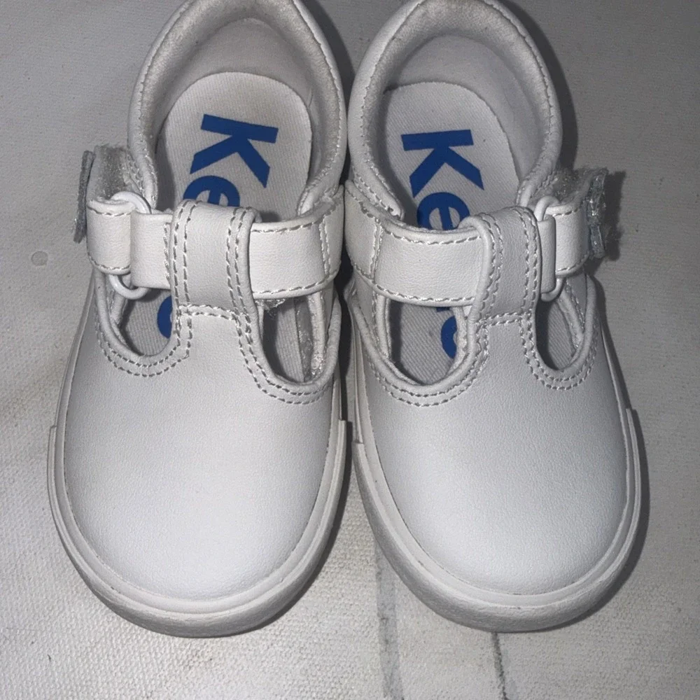 Keds Toddler Size 5 Daphne T-Strap Classic White Leather Mary Jane Girls Walking